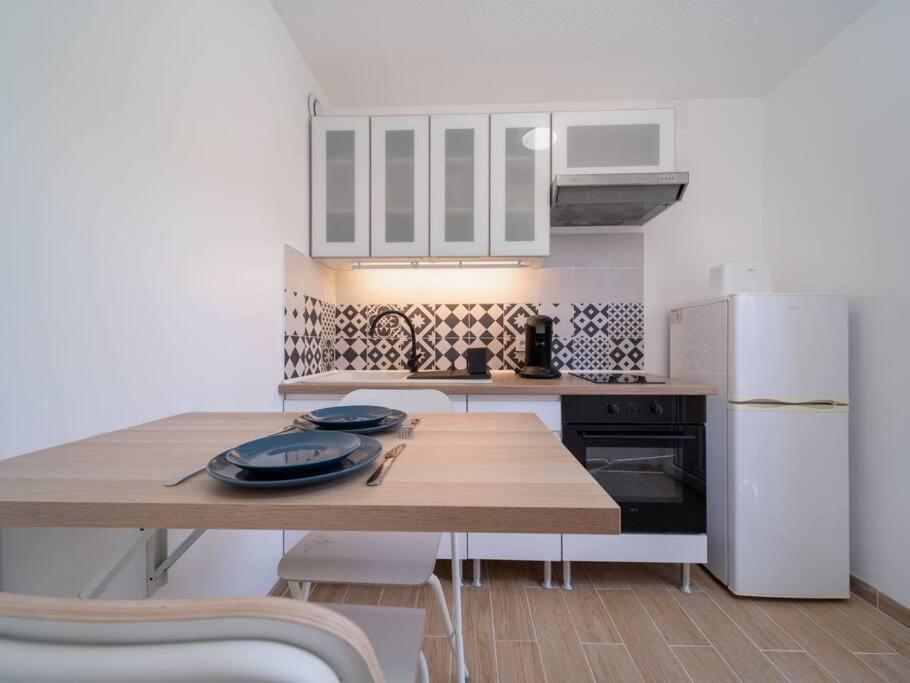 Neuf Equipe Avec Garage Privatif * Marseille