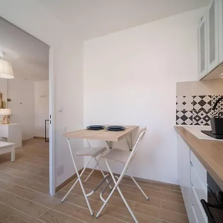 Appartement Neuf Tout Equipe Avec Garage Privatif Marseille Exterior photo